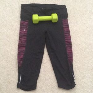 3/$15 Athleta Be Free Knickers